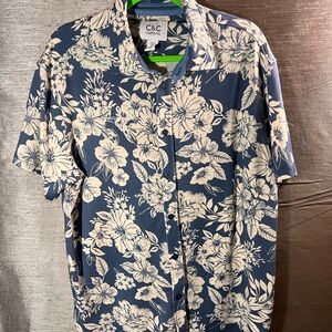 C&C California Men's Navy and Cream Floral/Tropical Shirt